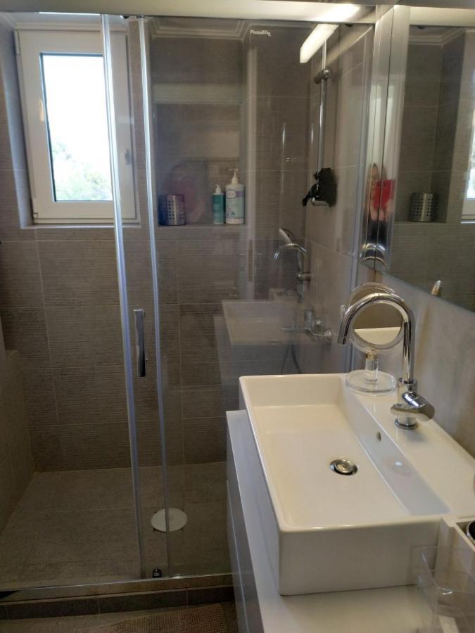 Fully Renovated, Family-Friendly Apartment, Next To A Huge Green Park, In Athens Center Εξωτερικό φωτογραφία