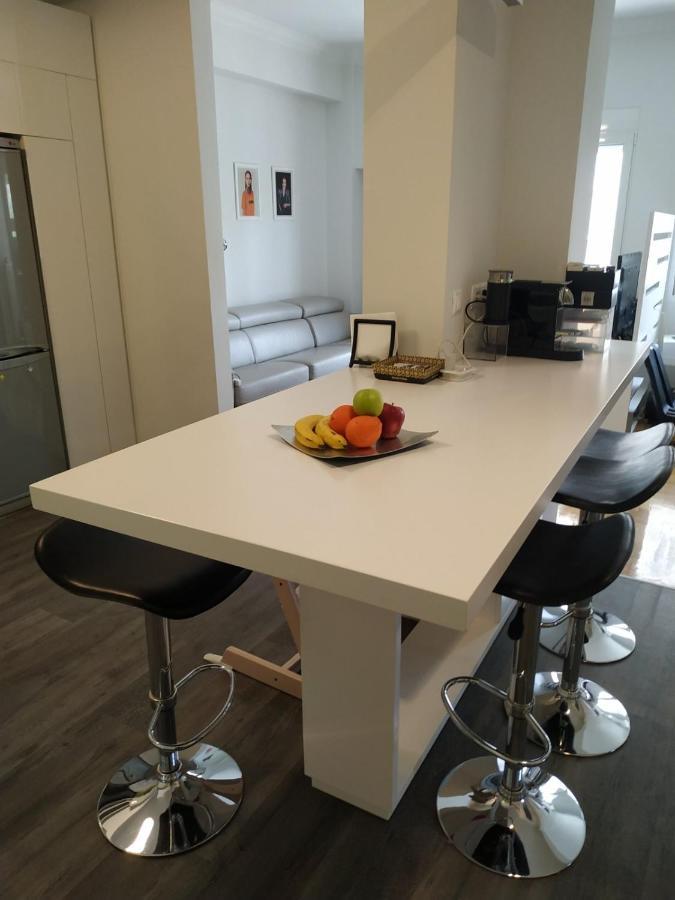 Fully Renovated, Family-Friendly Apartment, Next To A Huge Green Park, In Athens Center Εξωτερικό φωτογραφία